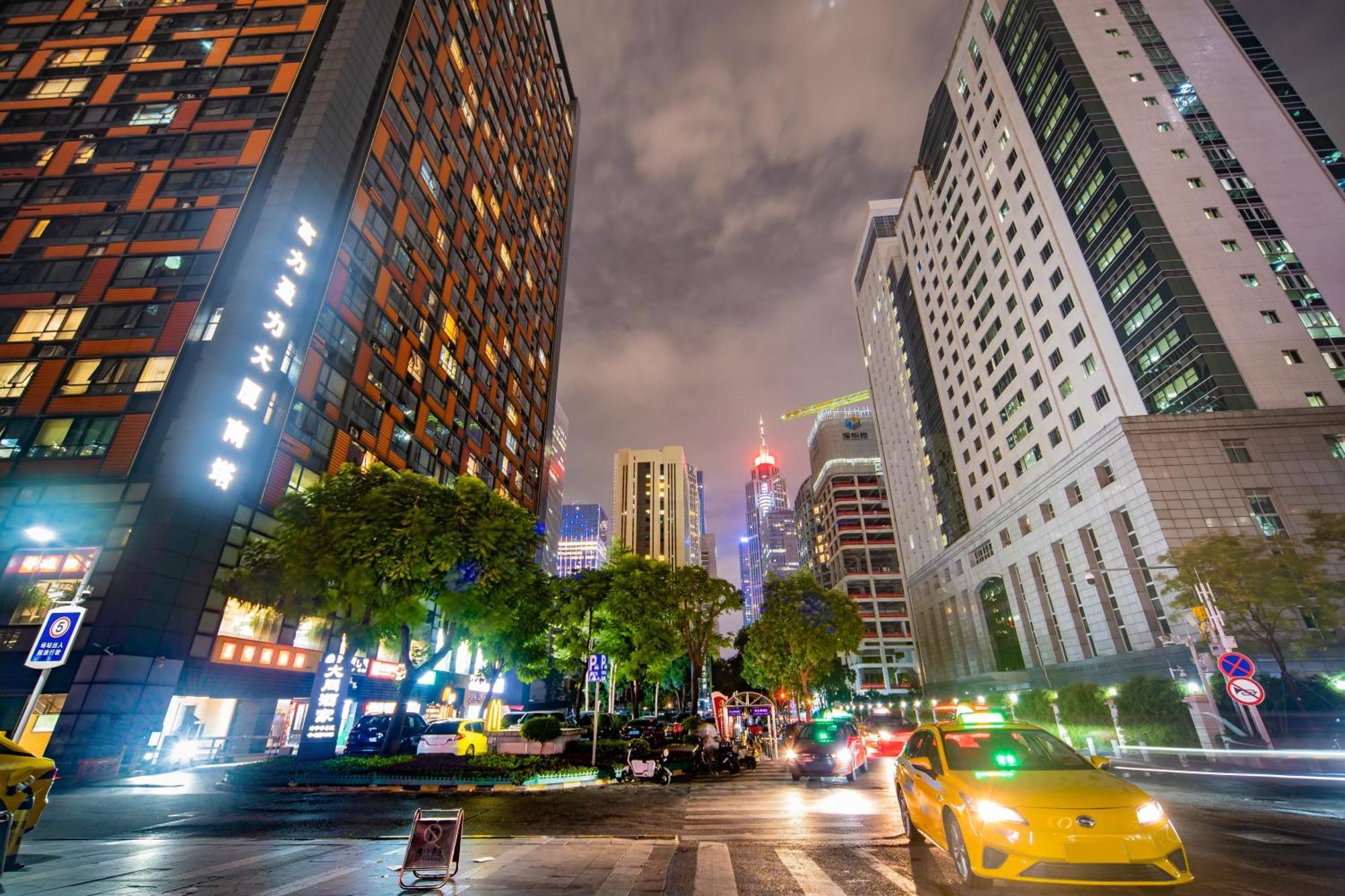 Lavande International Aparthotel Us Consulate General Guangzhou Zhujiang New Town Metro Branch - Free Shuttle Bus To Canton Fair Complex During Canton Fair Period & Free Vpn Internet Access Kültér fotó