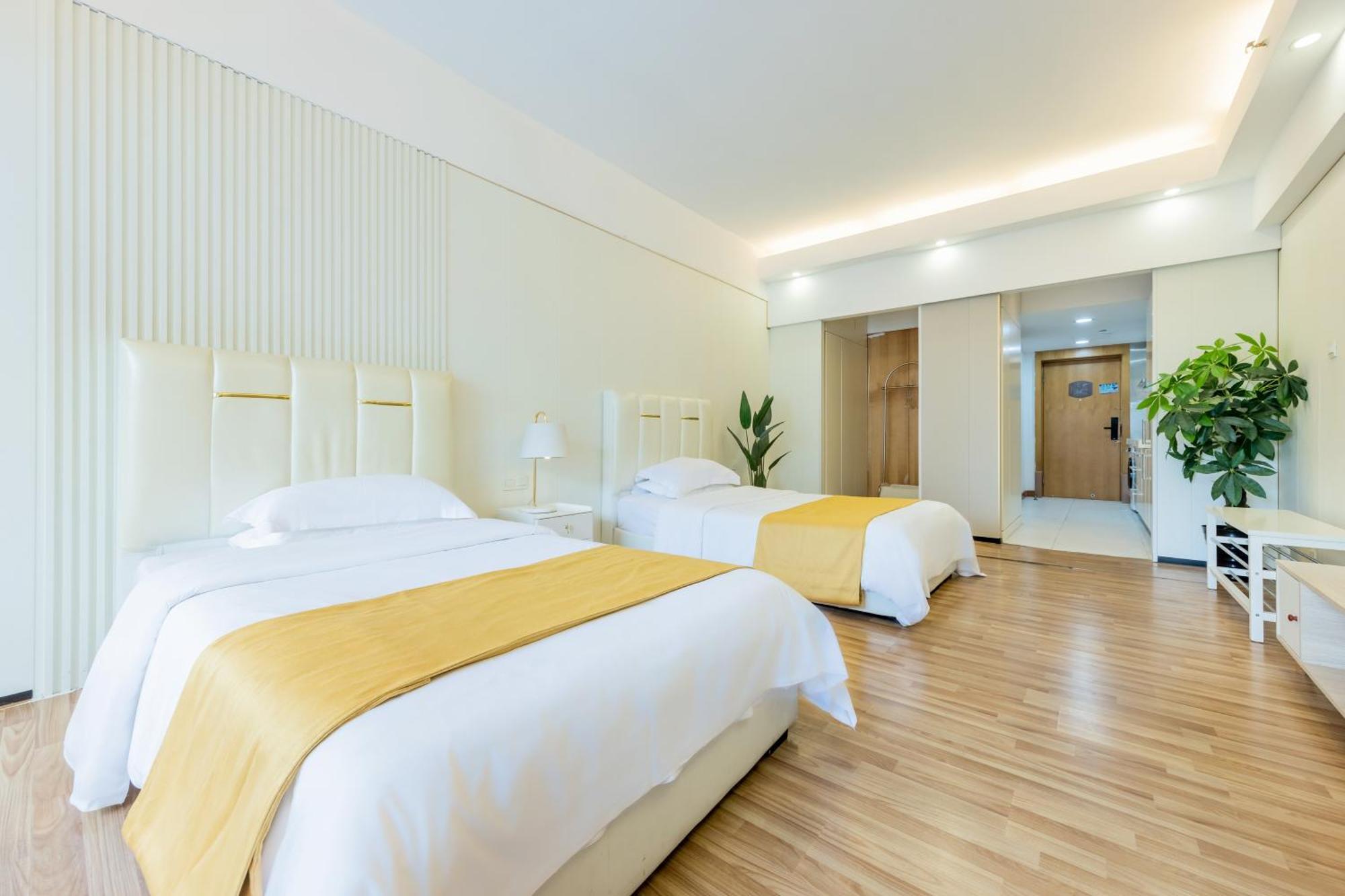 Lavande International Aparthotel Us Consulate General Guangzhou Zhujiang New Town Metro Branch - Free Shuttle Bus To Canton Fair Complex During Canton Fair Period & Free Vpn Internet Access Kültér fotó